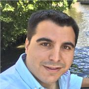 Además de funcionario de la Administración del Estado llevo más de diez años dando clases particulares a chicos de Primaria y ESO